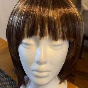 Forever Young Light Brown with Blonde Tone